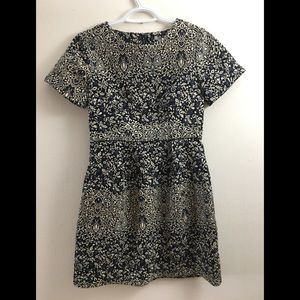 H&M BLACK WHITE FLOWER FLARED MINI DRESS